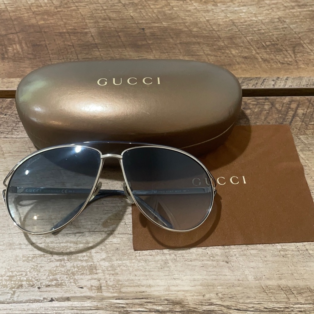 SOLD ____ Gucci sunglasses blue
